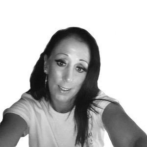 Meet your Posher, Pamela